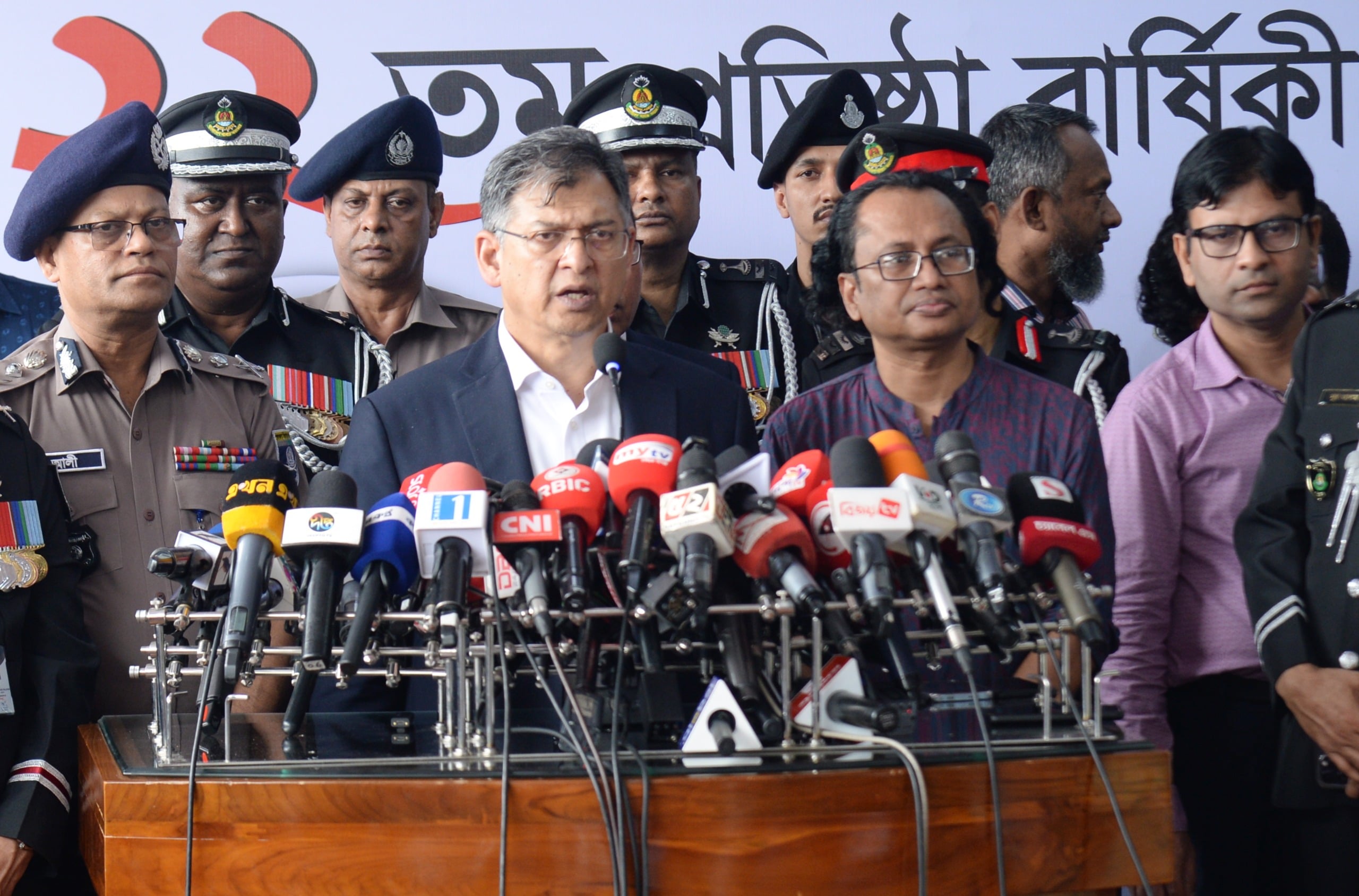 এলিট ফোর্স গঠনে নতুন আইন ও র‍্যাবের নাম পরিবর্তনে সরকারের উদ্যোগ