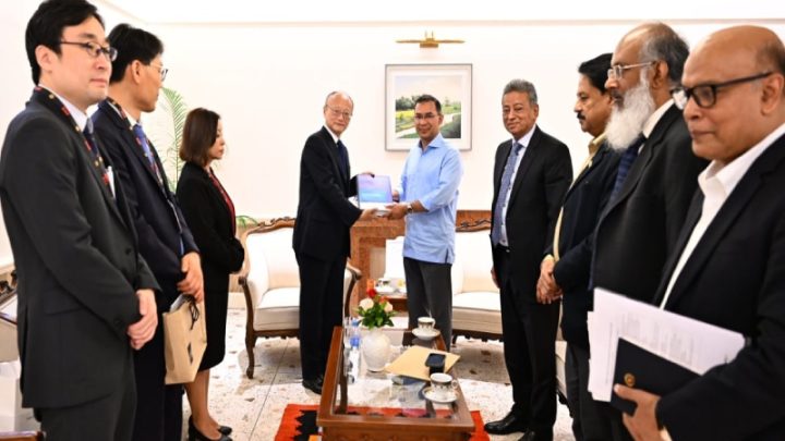 প্রধানমন্ত্রীর সঙ্গে এডিবির প্রেসিডেন্টের সাক্ষাৎ