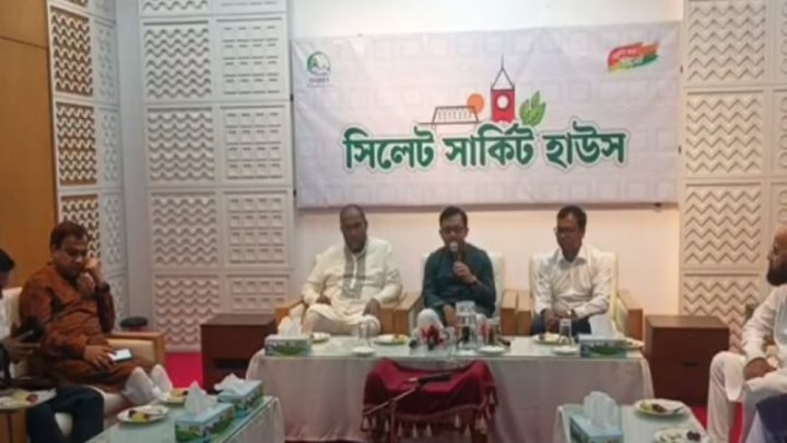 কোরবানির পশুর চামড়া সংরক্ষণে সবাইকে দায়িত্বশীল হওয়ার আহ্বান বাণিজ্যমন্ত্রীর