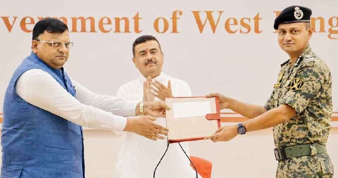 সীমান্তে কাঁটাতারের বেড়া নির্মাণে বিএসএফকে জমি হস্তান্তর