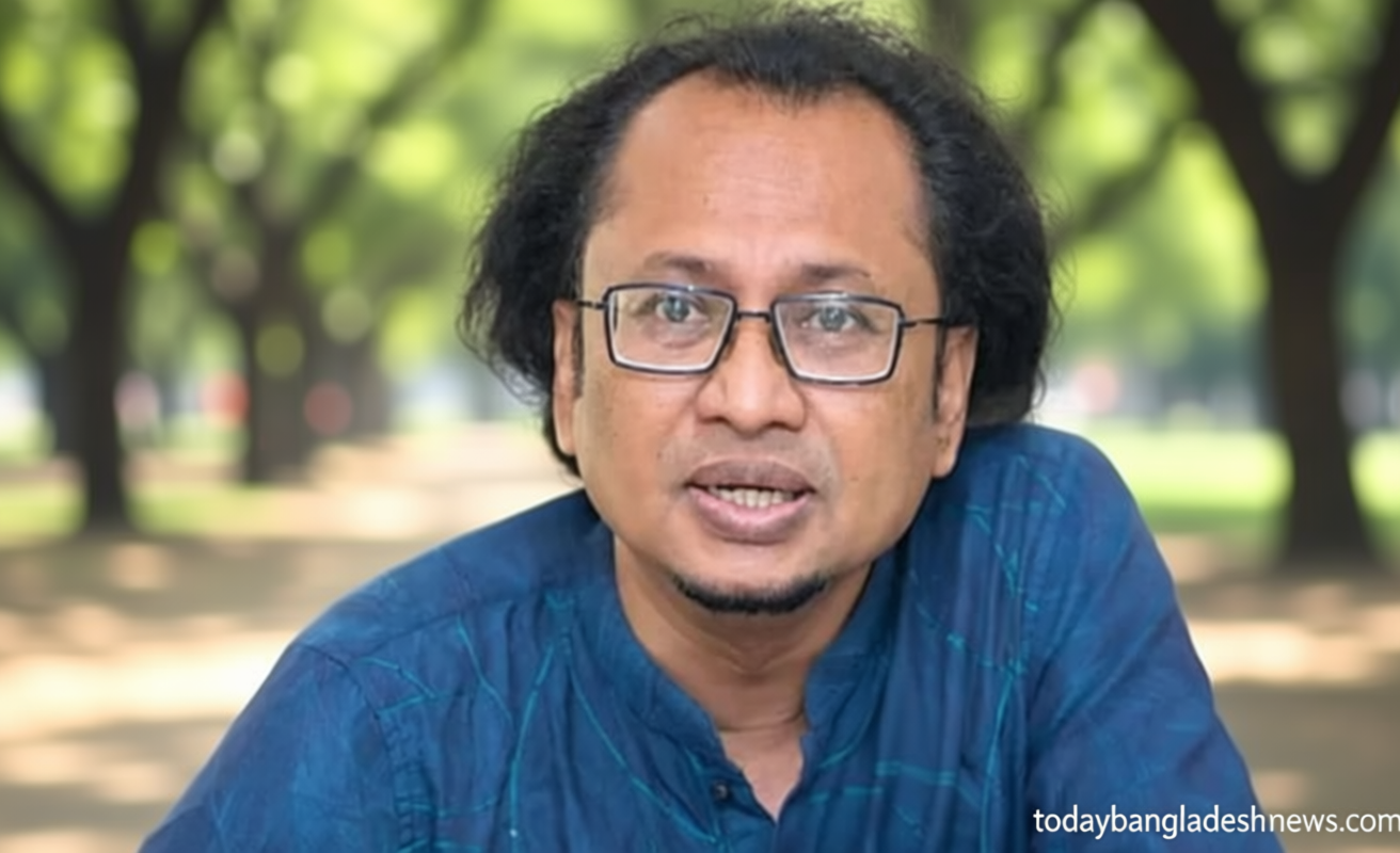 দিল্লিতে প্রবেশে বাধা, দেশের পথে প্রধানমন্ত্রীর তথ্য উপদেষ্টা