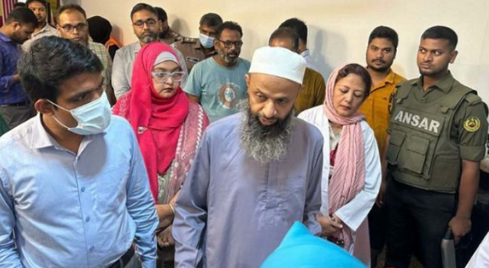 খাদ্য ব্যবস্থাপনায় নোংরা পরিবেশ: আদ-দ্বীন হাসপাতালকে ৩ লাখ টাকা জরিমানা