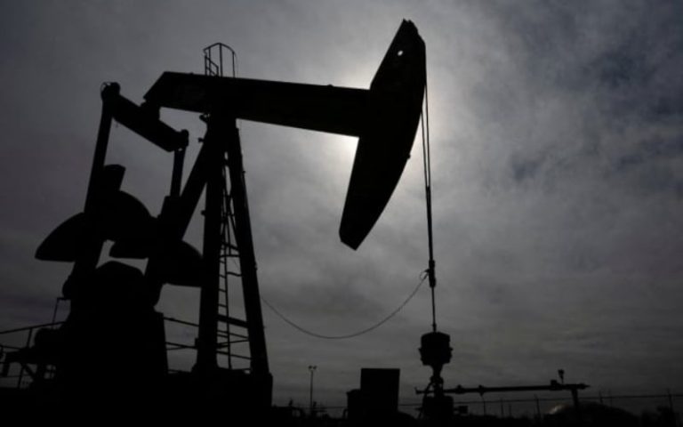 Oil-prices-fall