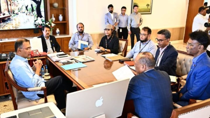 ২৫ কোটি বৃক্ষরোপণ কর্মসূচি নিয়ে প্রধানমন্ত্রীর কার্যালয়ে বৈঠক