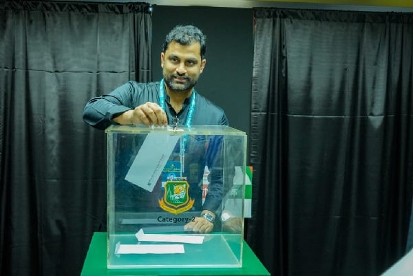 বিসিবি নির্বাচন: বিনা প্রতিদ্বন্দ্বিতায় ৮ জন, ১৫ পরিচালক পদে চলছে ভোট
