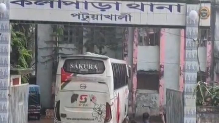 পটুয়াখালীতে জেলের রহস্যজনক মৃত্যু