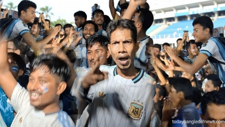 দেশেজুড়ে আর্জেন্টিনা সমর্থকদের বিজয়োল্লাস, ঢাক-ঢোল-ভুভুজেলা বাজিয়ে বিজয় মিছিল