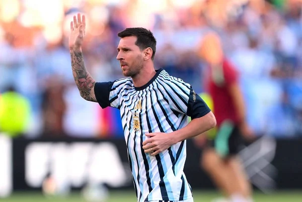 MESSI-8
