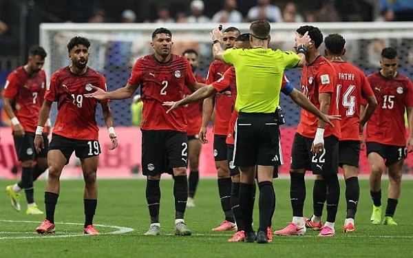 argentina-vs-egypt-referee