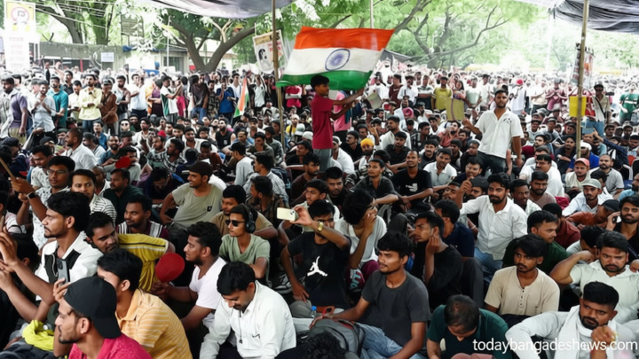 মামলা প্রত্যাহার না হলে আবার বিক্ষোভের হুমকি ককরোচ জনতা পার্টির